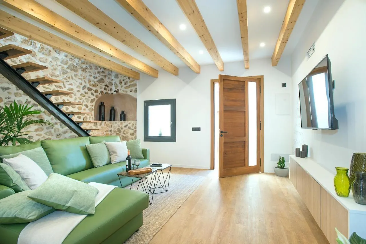 Owl Booking Villa Miquel - Luxury Retreat ブゲル